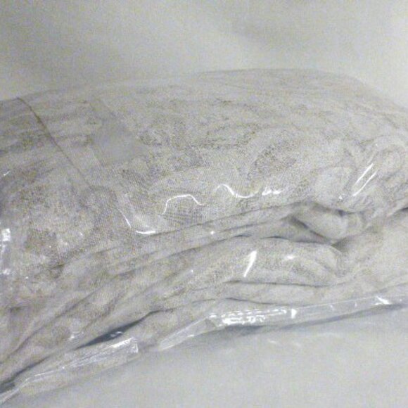 Piazza 1 Panel BLACKOUT Drape 84" x 72" Blackout Curtain Insulated Curtain - Picture 4 of 7